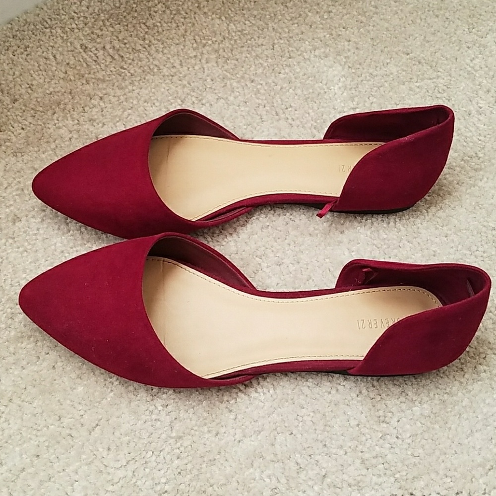 Forever 21 | Burgundy faux suede flats